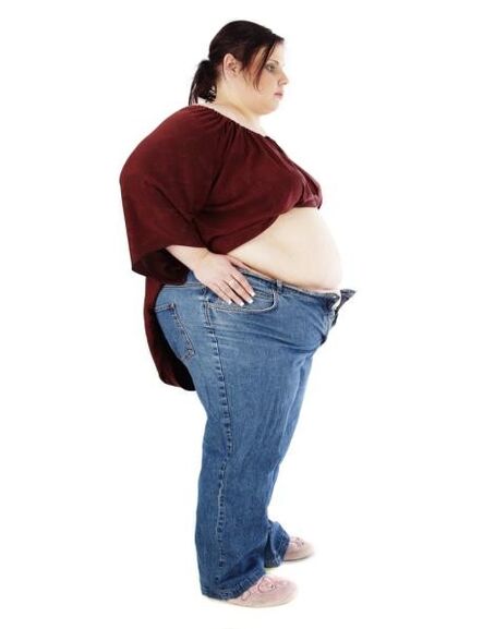 موٹی لڑکی تیزی سے وزن کم کرنا چاہتی ہے